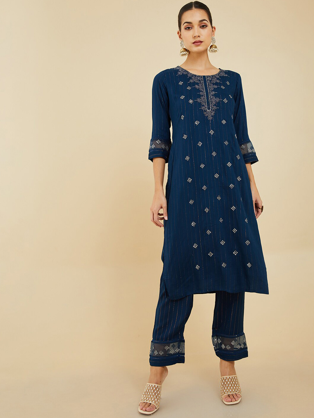 

Soch Ethnic Motifs Embroidered Kurta with Trousers, Navy blue