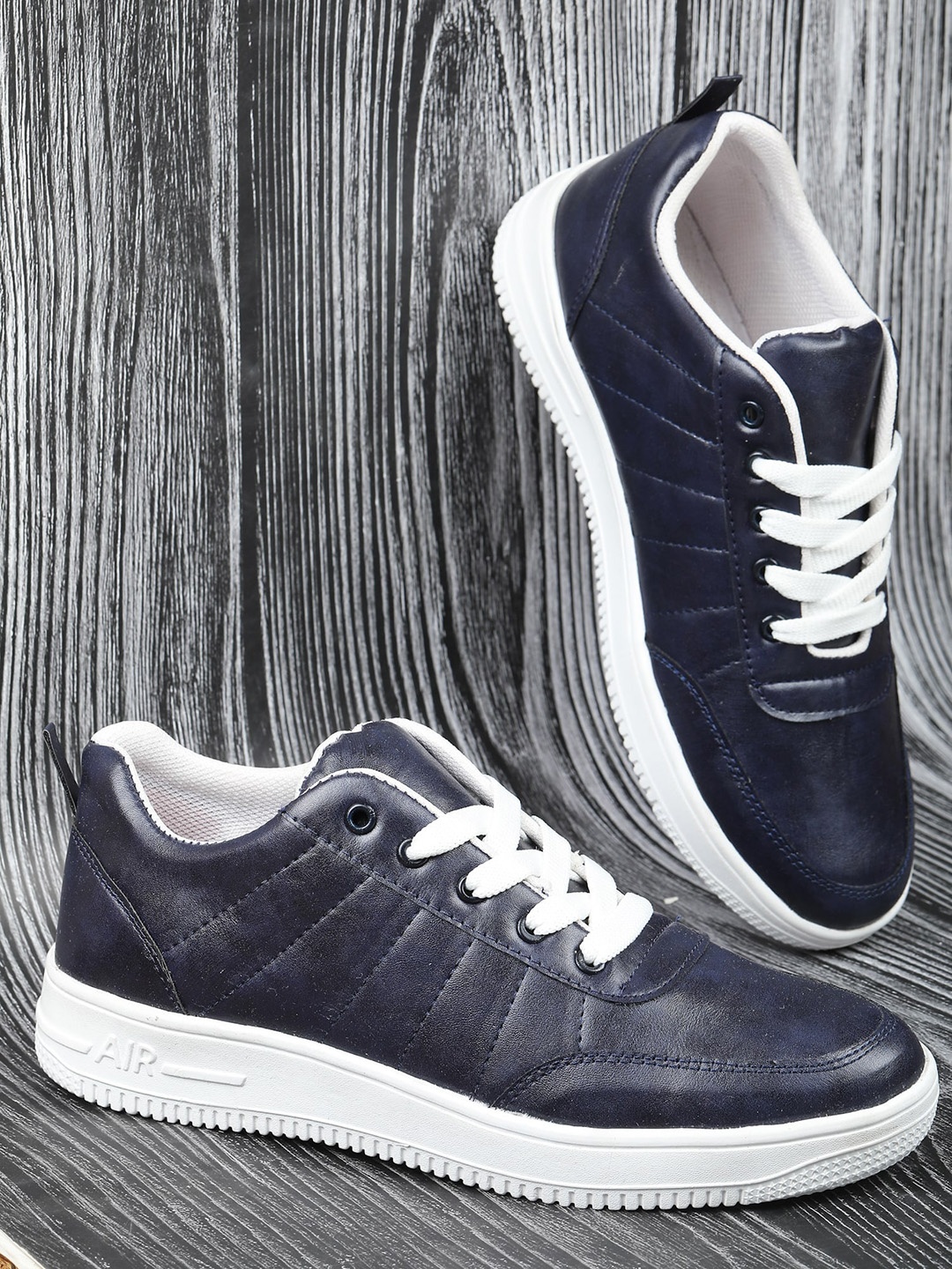 

BOOTCO Men Sneakers, Blue