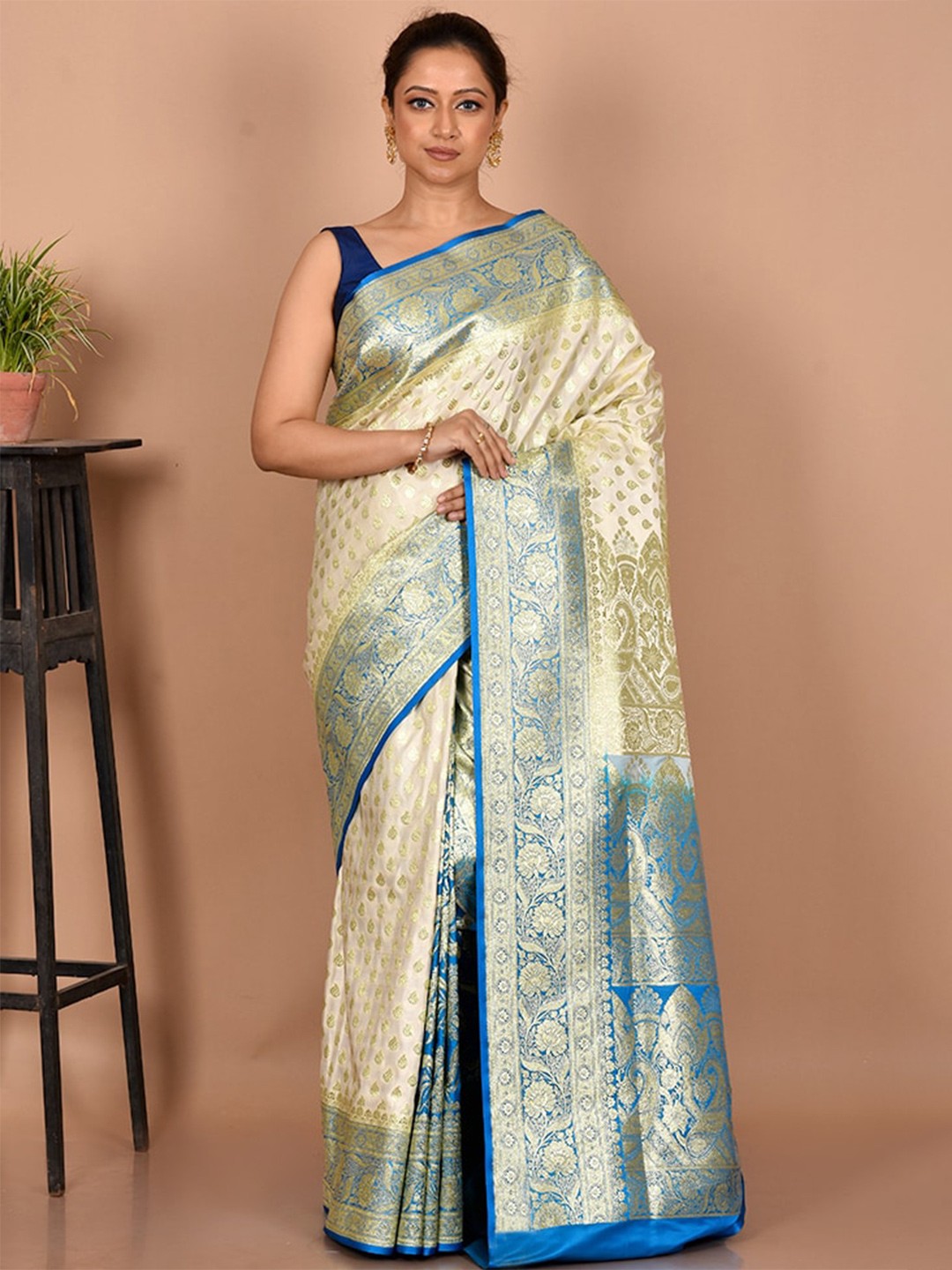 

AllSilks Ethnic Motifs Zari Banarasi Saree, White