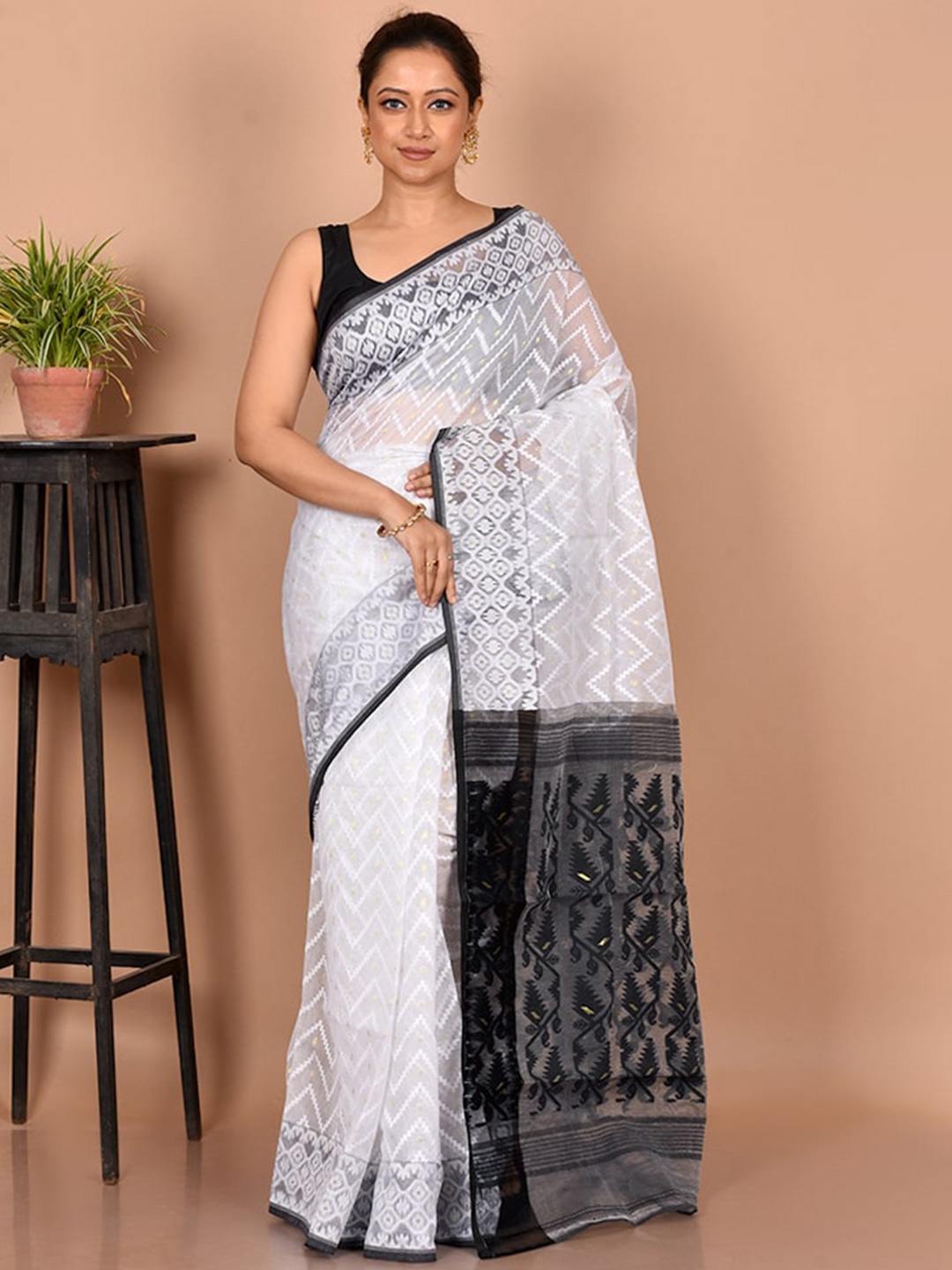

AllSilks Pure Cotton Taant Saree, White
