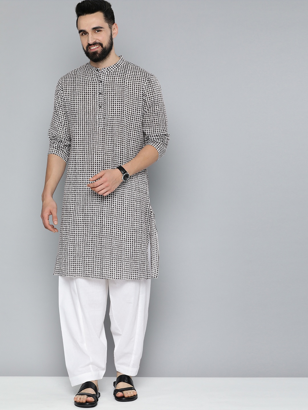 

HERE&NOW Men Embroidered Pure Cotton Kurta with Pyjamas, Black