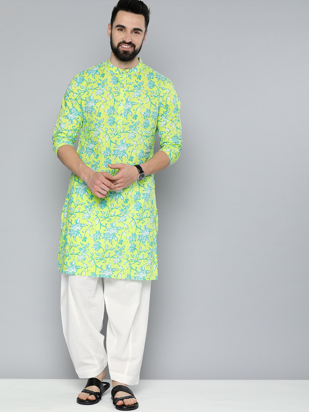 

HERE&NOW Men Floral Printed Pure Cotton Kurta with Pyjamas, Green