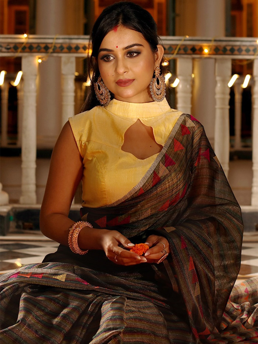 

AllSilks Grey & Gold-Toned Woven Design Pure Silk Saree