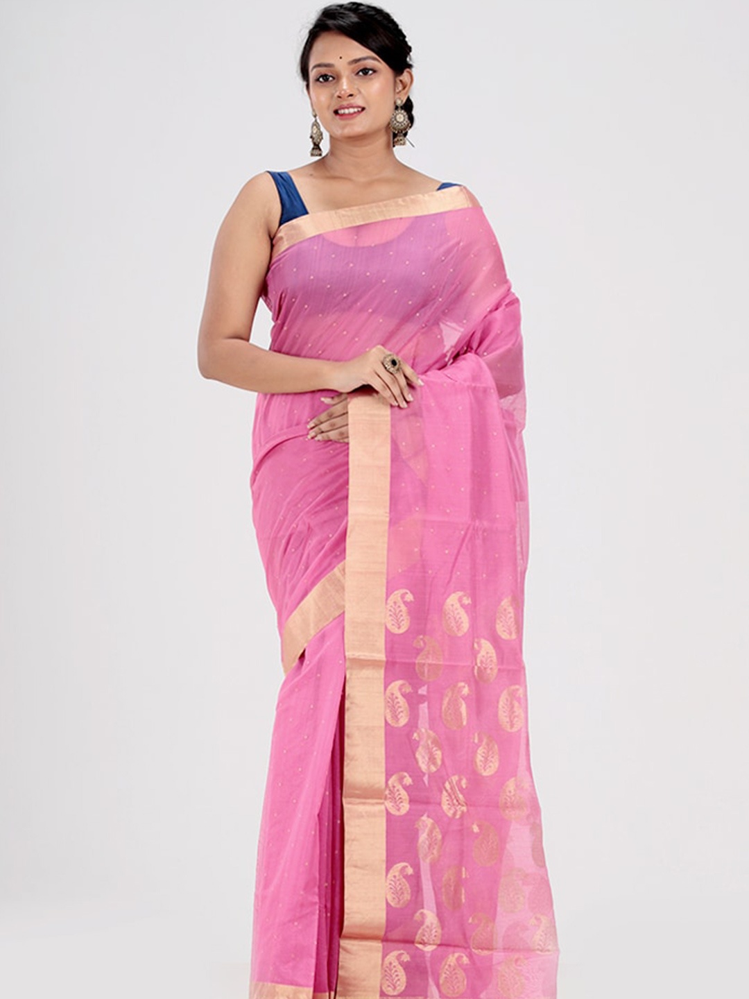 

AllSilks Pink & Gold-Toned Woven Design Zari Silk Blend Chanderi Saree
