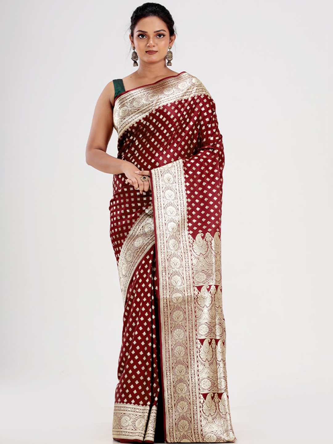 

AllSilks Maroon & Gold-Toned Woven Design Zari Silk Blend Banarasi Saree