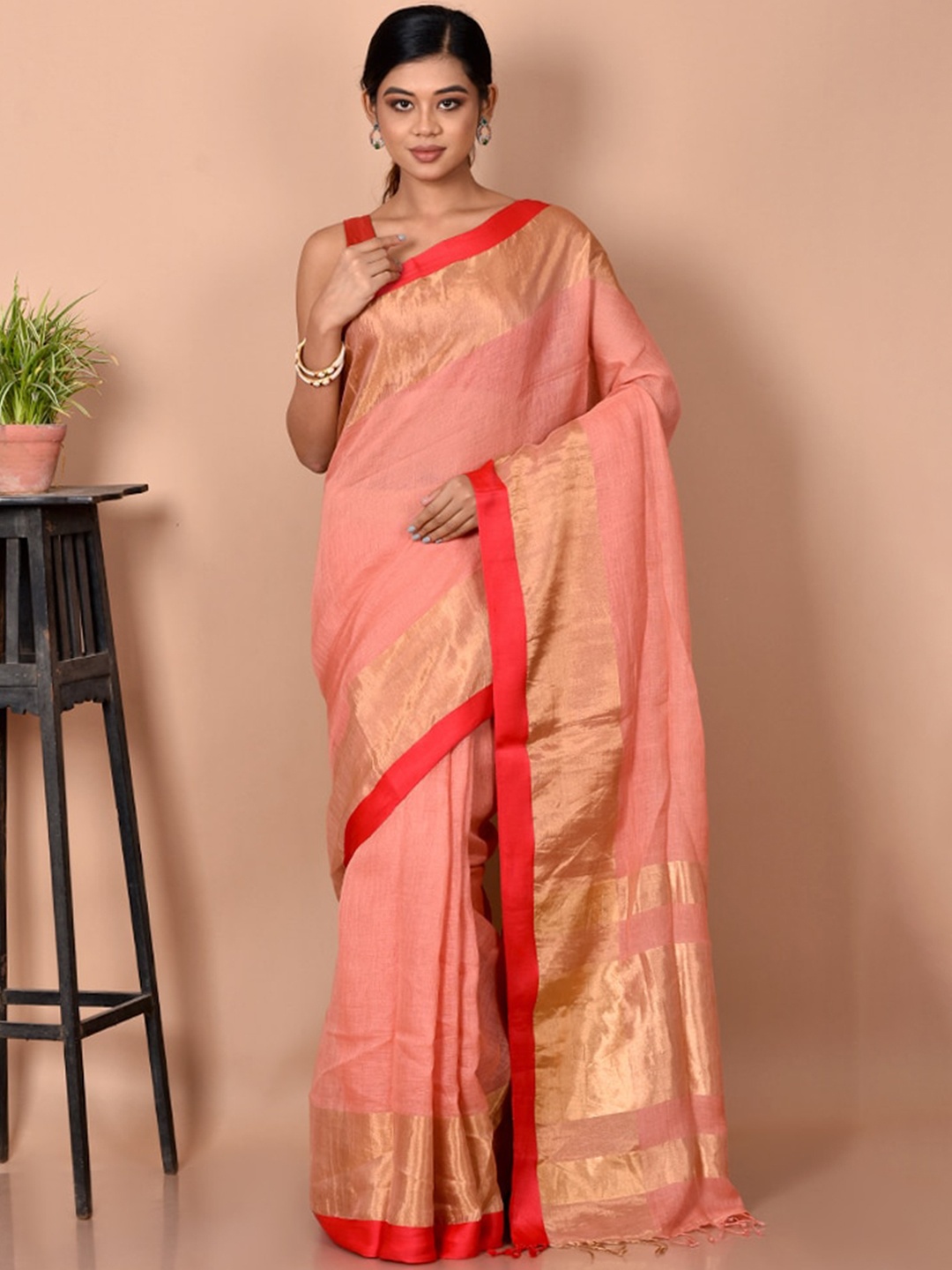 

AllSilks Pink & Gold-Toned Zari Silk Blend Saree