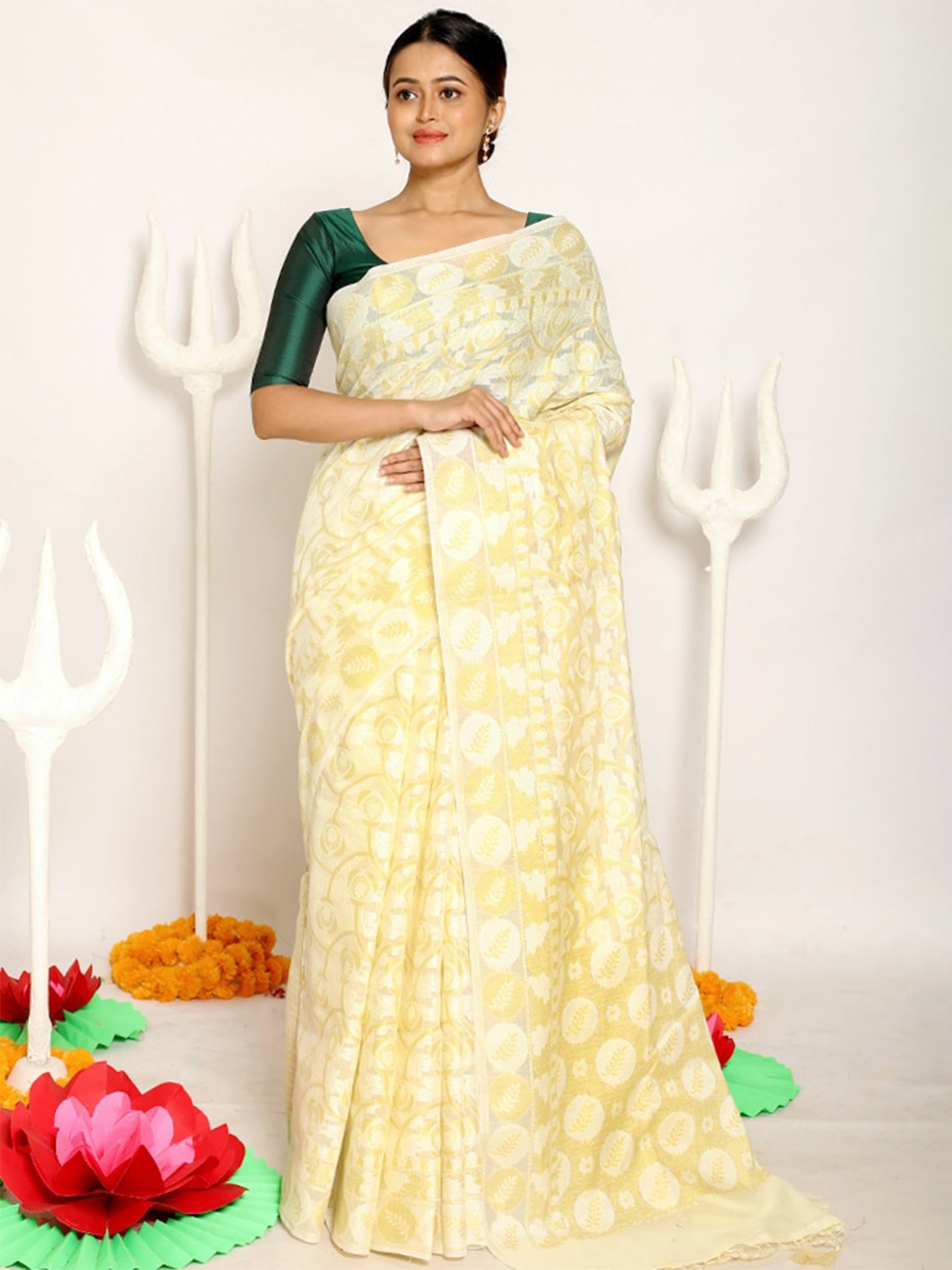 

AllSilks Cream-Coloured & White Woven Design Zari Silk Cotton Saree