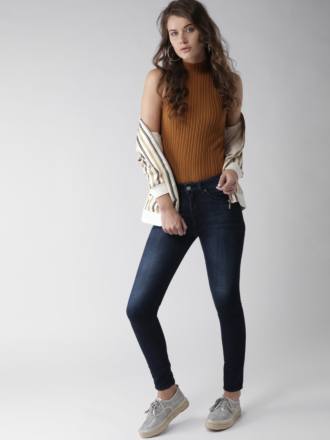 

Aeropostale Women Navy Mid-Rise Clean Look Stretchable Jeans, Navy blue