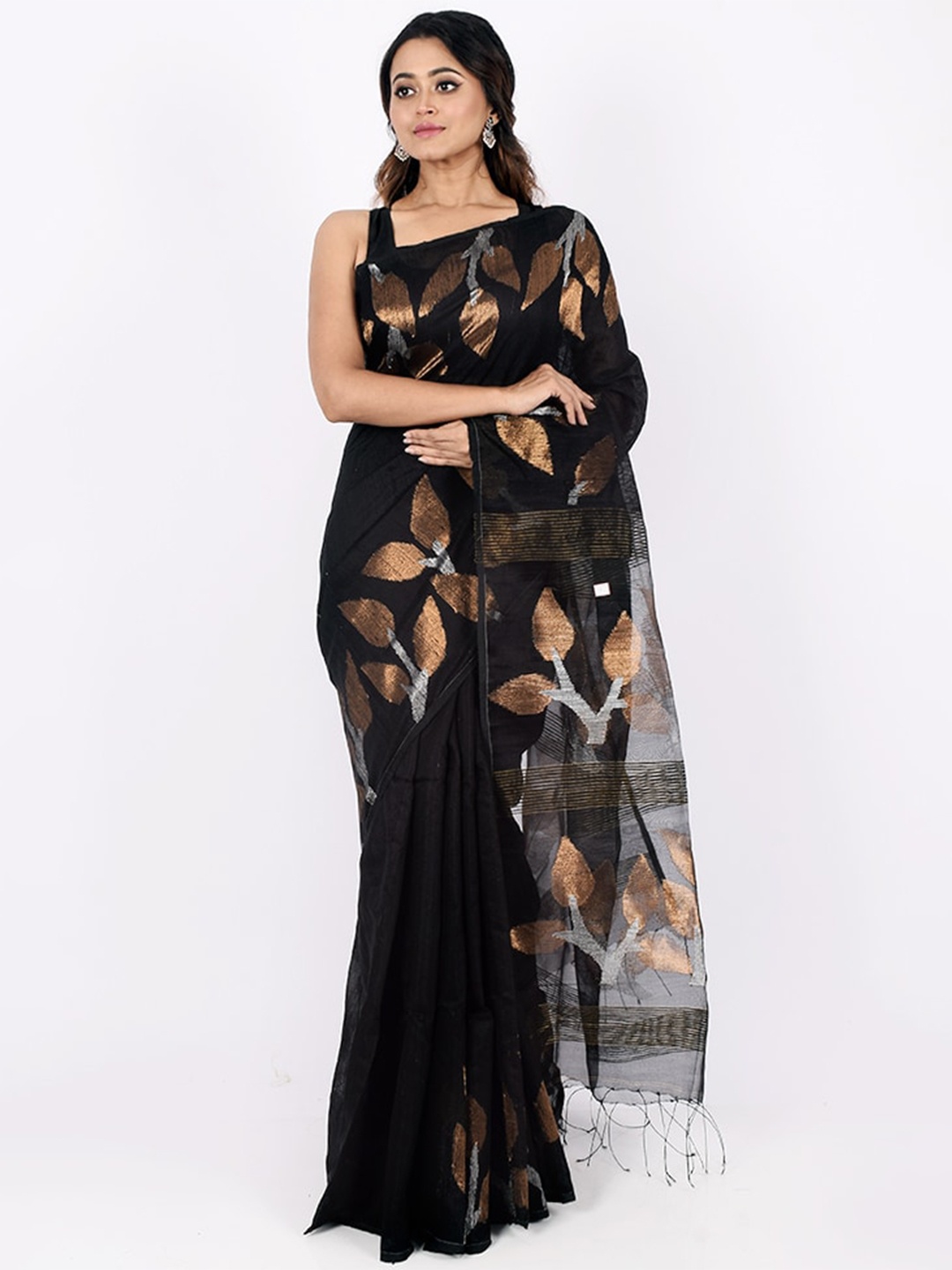 

AllSilks Black & Gold-Toned Woven Design Zari Silk Blend Saree