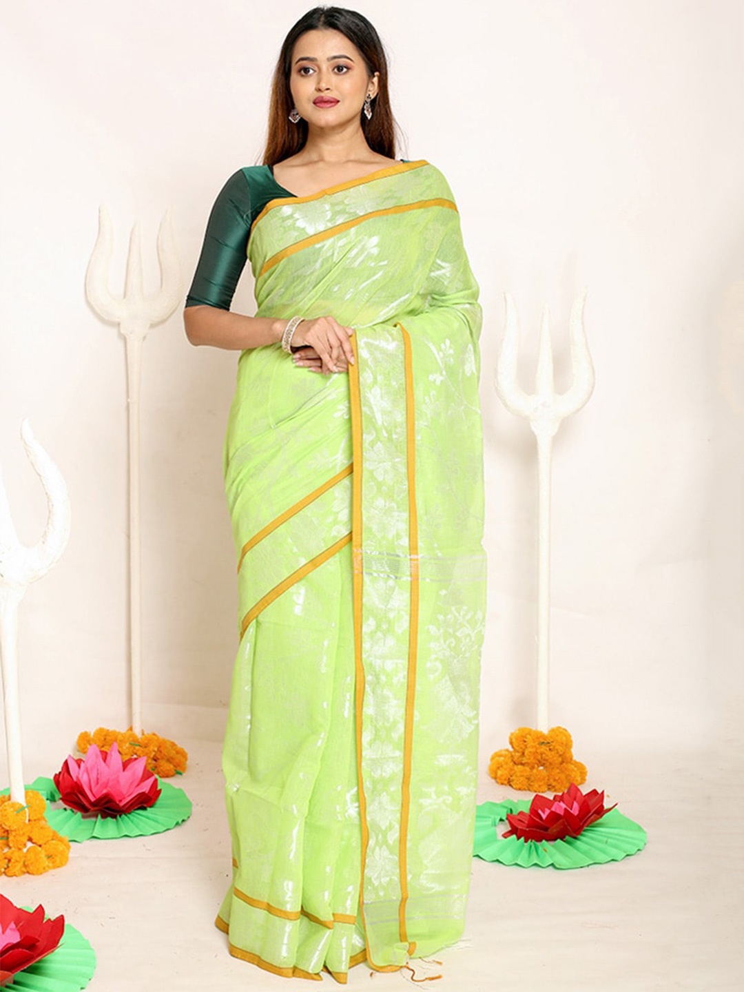 

AllSilks Green & Silver-Toned Woven Design Silk Blend Saree