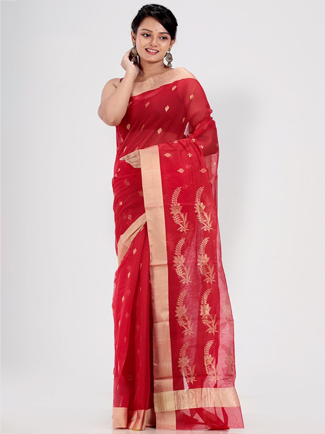 

AllSilks Red & Gold-Toned Woven Design Zari Silk Blend Chanderi Saree