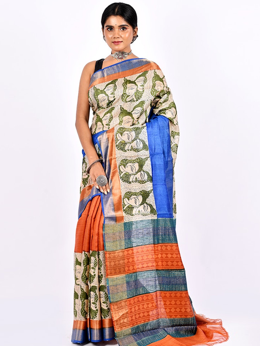 

AllSilks Cream-Coloured & Green Ethnic Motifs Zari Silk Blend Tussar Saree
