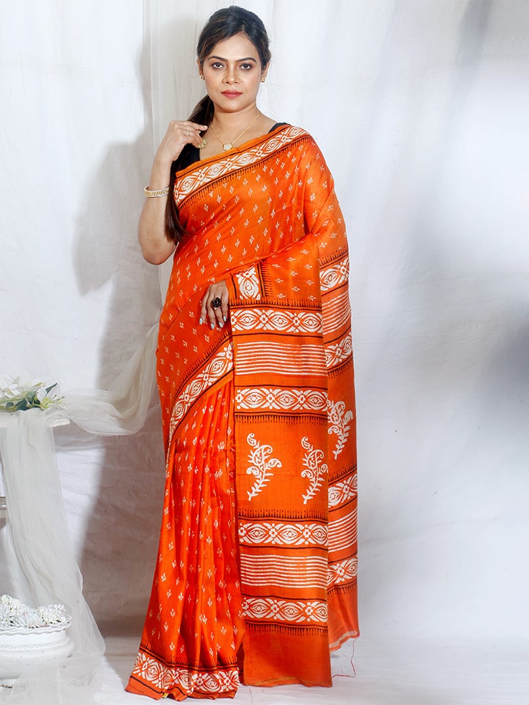 

AllSilks Ethnic Motifs Pure Silk Saree, Rust