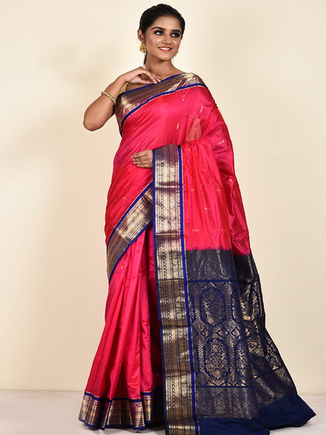 

AllSilks Ethnic Motifs Zari Silk Blend Kanjeevaram Saree, Pink