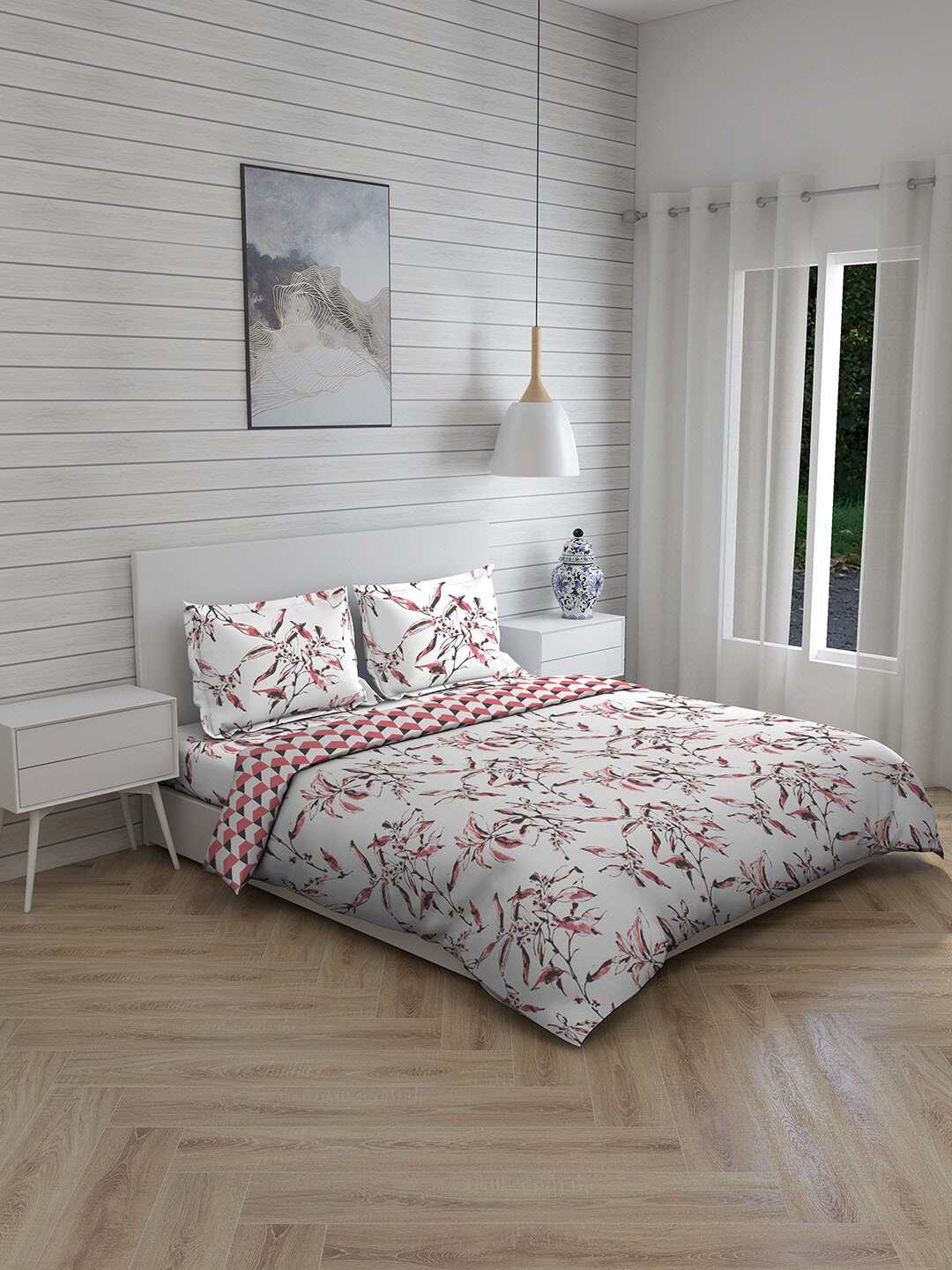 

Layers Floral Printed Cotton Double Queen Bedding Set, White