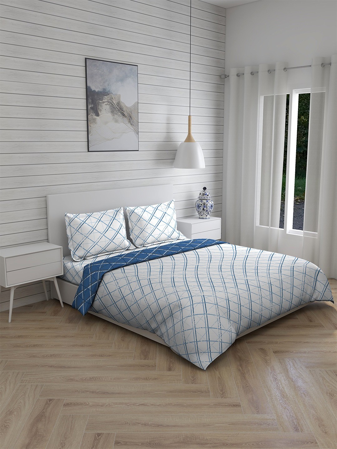 

Layers Geometric Printed Cotton Double King Bedding Set, White