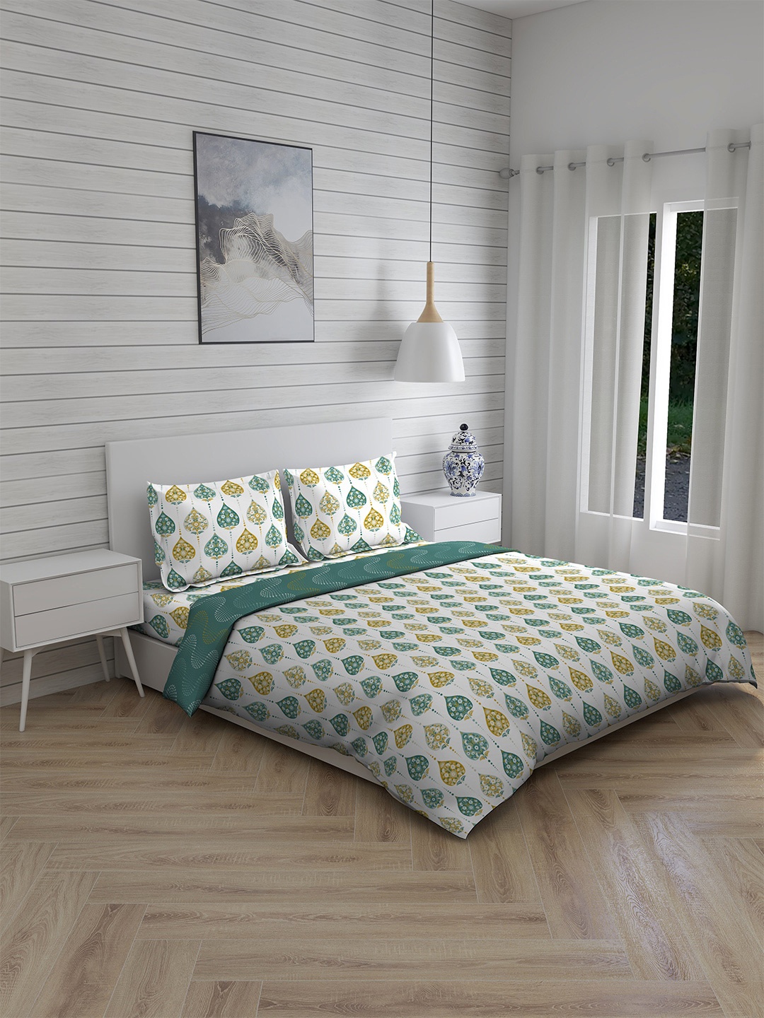

Layers Green & White Ethnic Motif Printed Cotton Double King Bedding Set