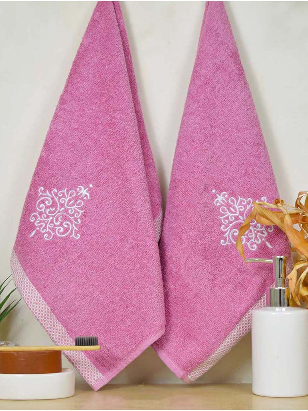 

RANGOLI 2 Pcs Organic Bamboo 600 GSM Hand Towels, Pink