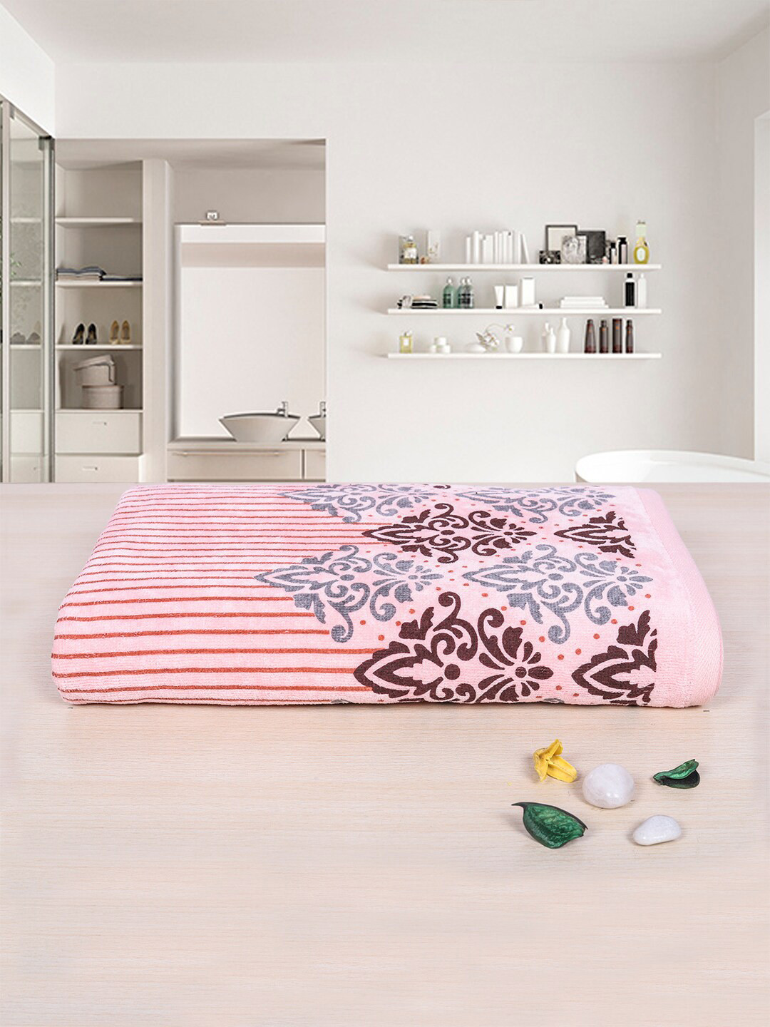 

RANGOLI Emperial Pink & Grey Printed Pure Cotton 450 GSM Bath Towel
