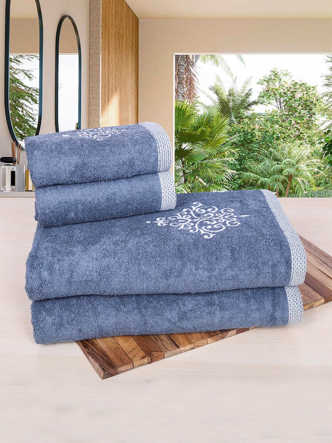 

RANGOLI Blue Set of 4 600 GSM Organic Royal Bamboo Towel Set