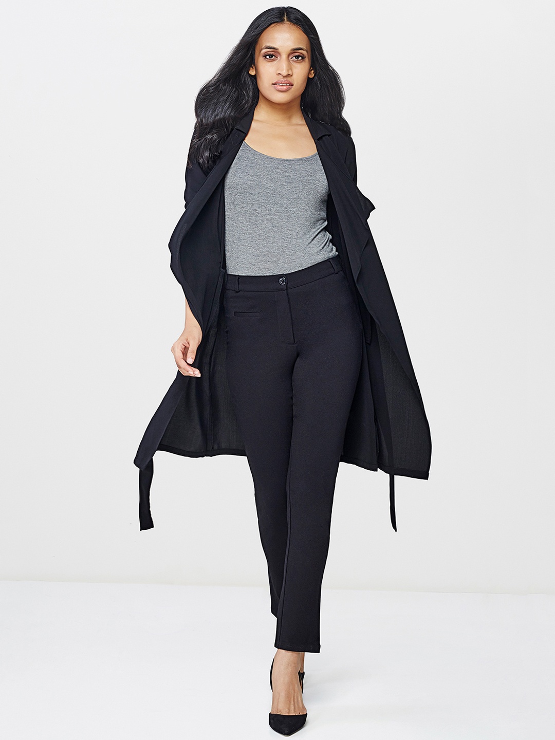 

AND Black Solid Open Front Shrug