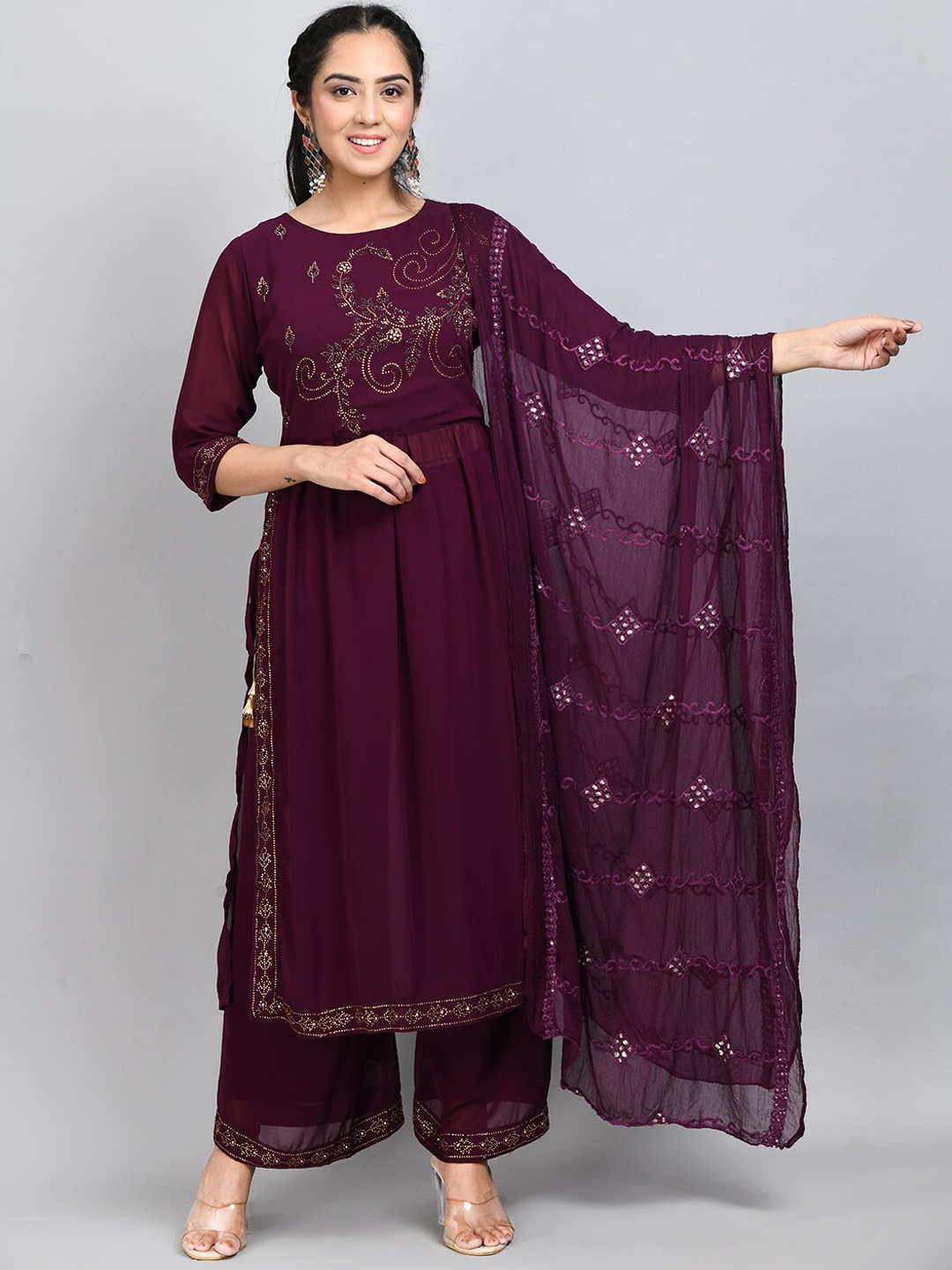 

DesiNoor.com Ethnic Motifs Beads and Stones Kurta Set, Maroon