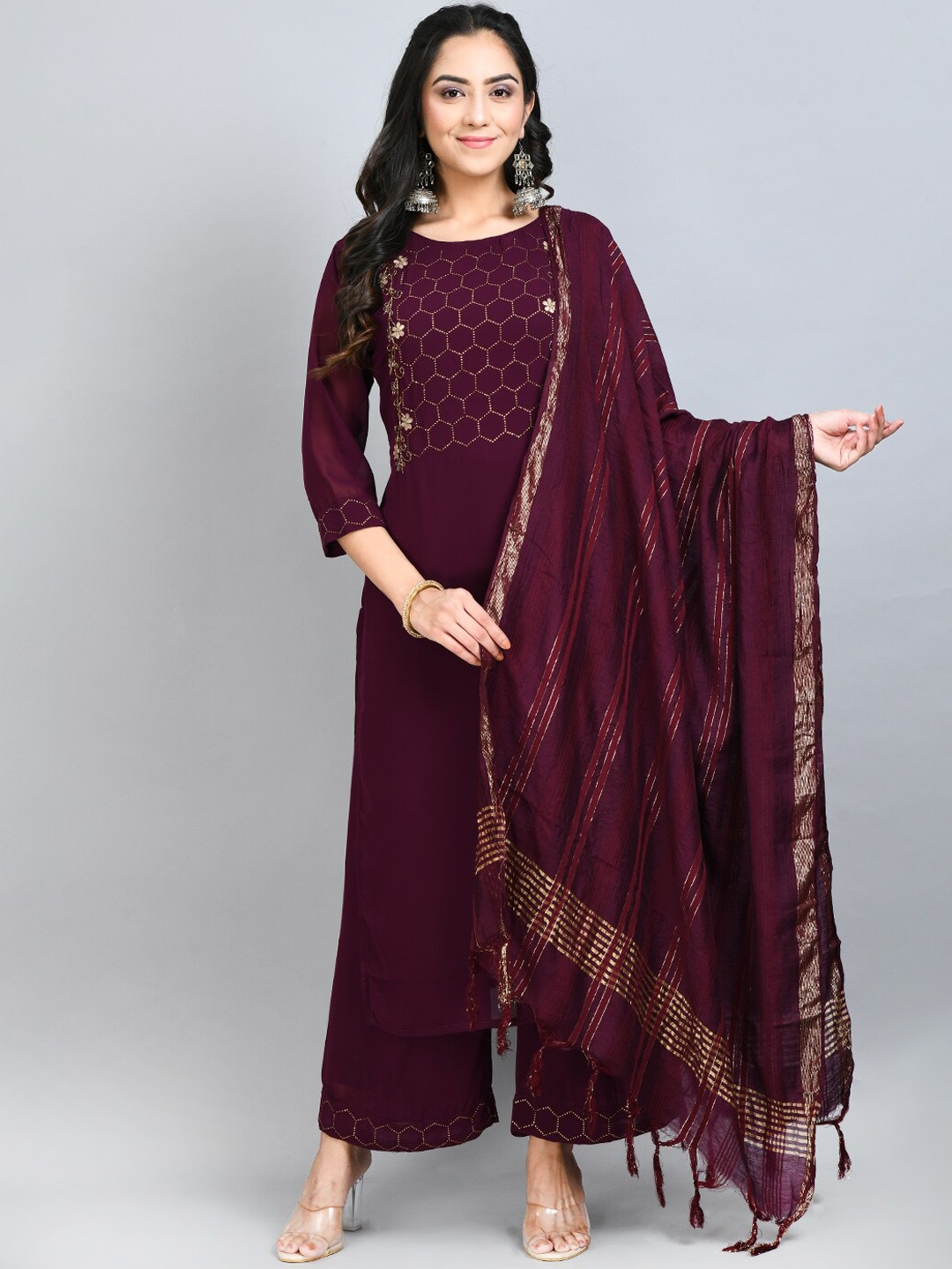 

DesiNoor.com Yoke Design Beads and Stones Kurta With Palazzos & Dupatta, Purple