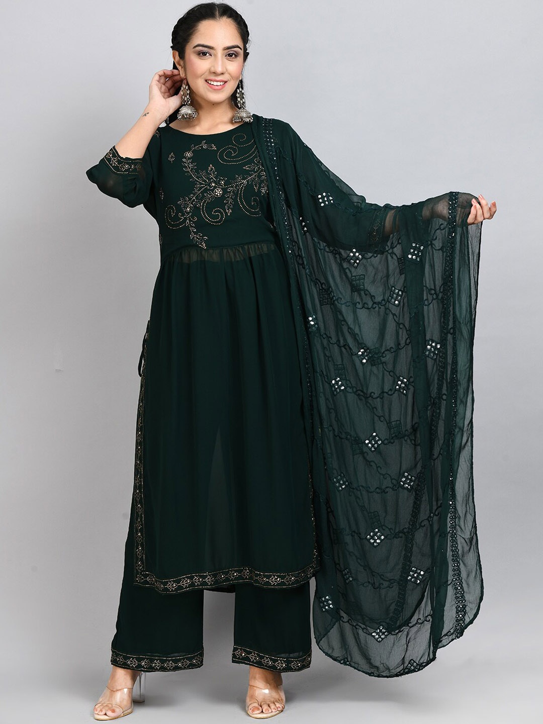 

DesiNoor.com Ethnic Motifs Yoke Design Beads and Stones Kurta With Palazzos & Dupatta, Green