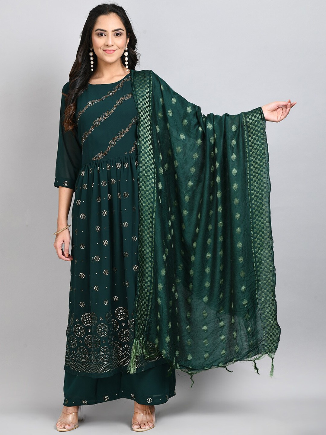 

DesiNoor.com Floral Pleated Beads and Stones Kurta with Palazzos & With Dupatta, Green