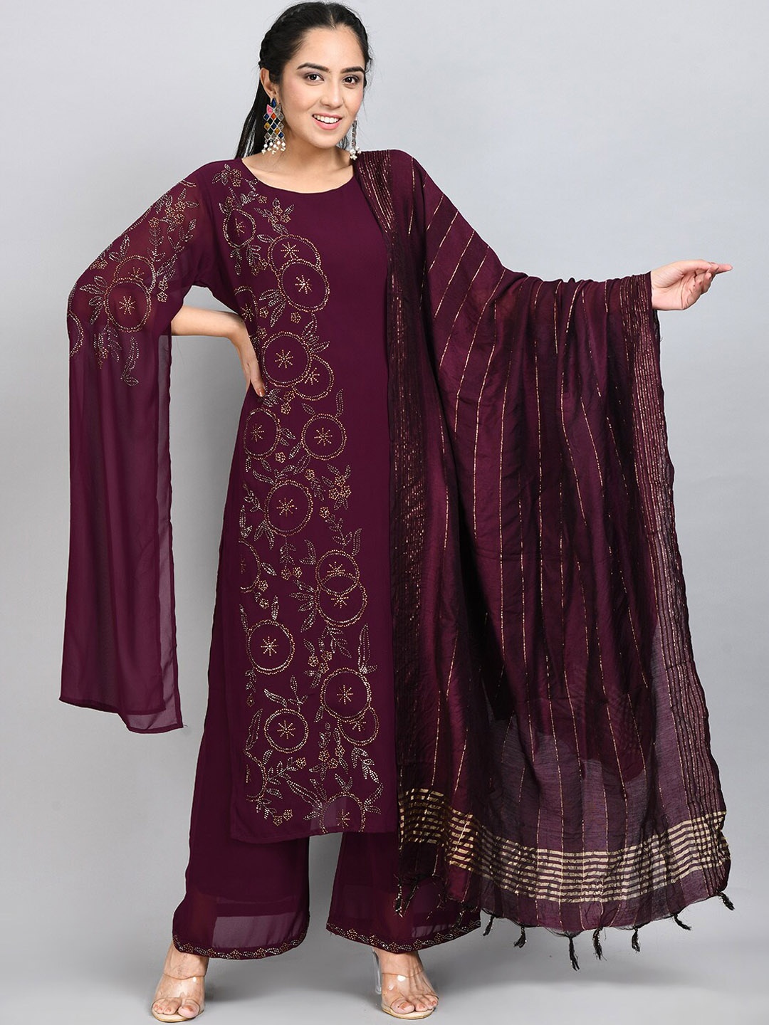 

DesiNoor.com Ethnic Motifs Yoke Design Beads and Stones Kurta With Palazzos & Dupatta, Purple