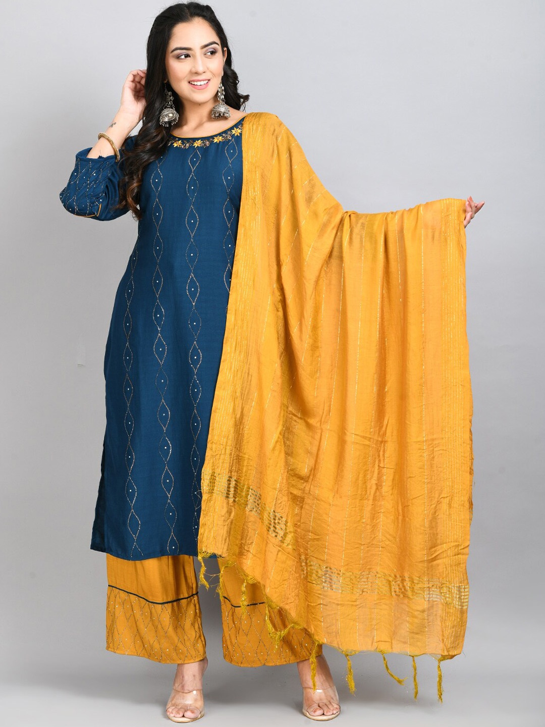 

DesiNoor.com Ethnic Motifs Yoke Design Beads and Stones Kurta With Palazzos & Dupatta, Teal