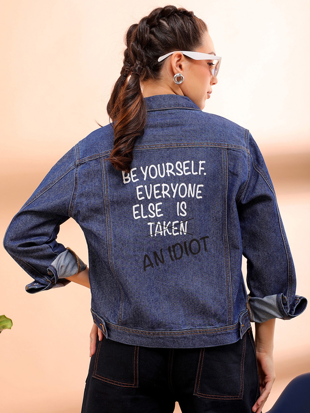 

Freehand by The Indian Garage Co Women Pure Cotton Outdoor Denim Jacket, Blue