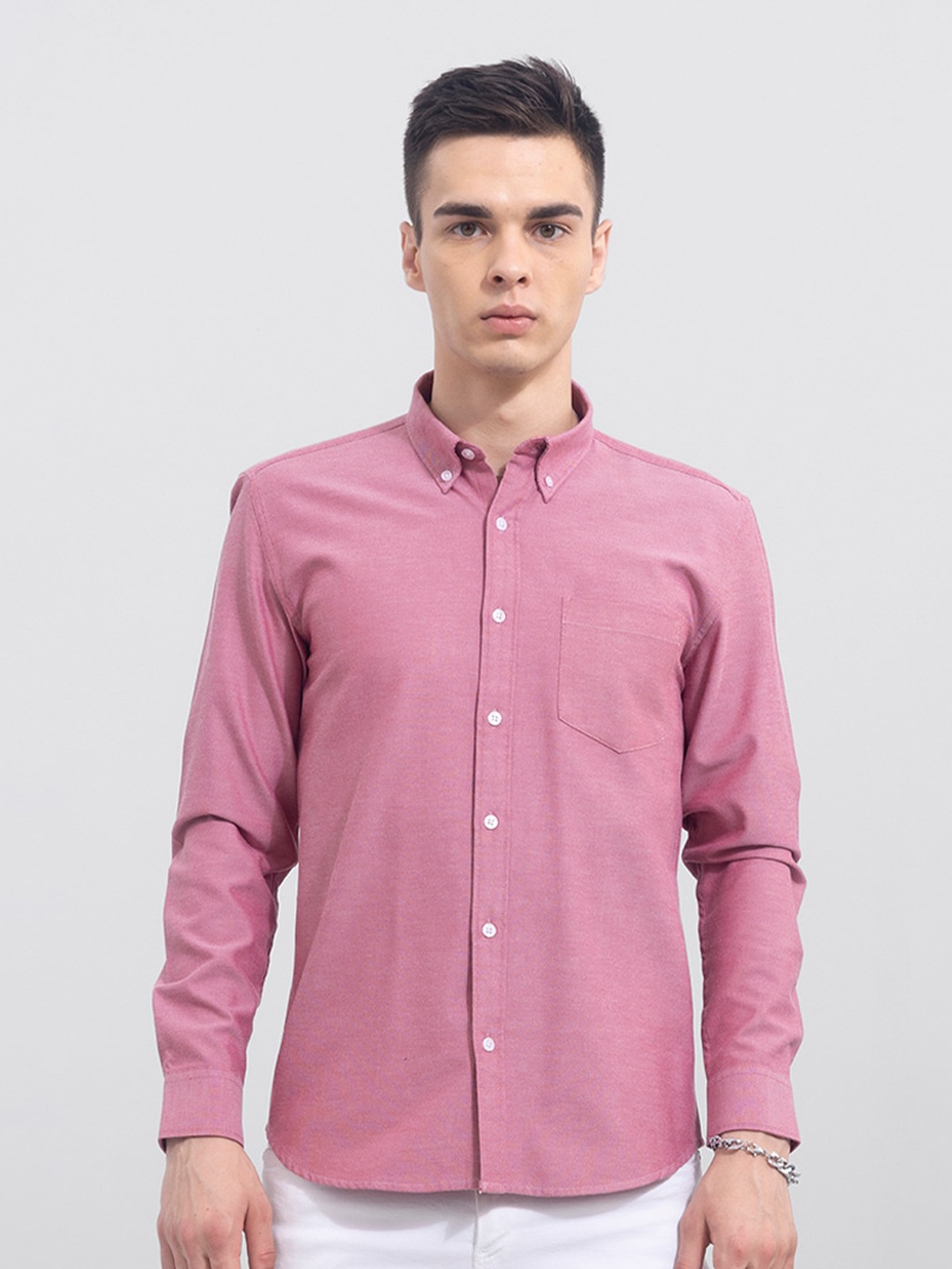 

Snitch Men Slim Fit Casual Shirt, Red