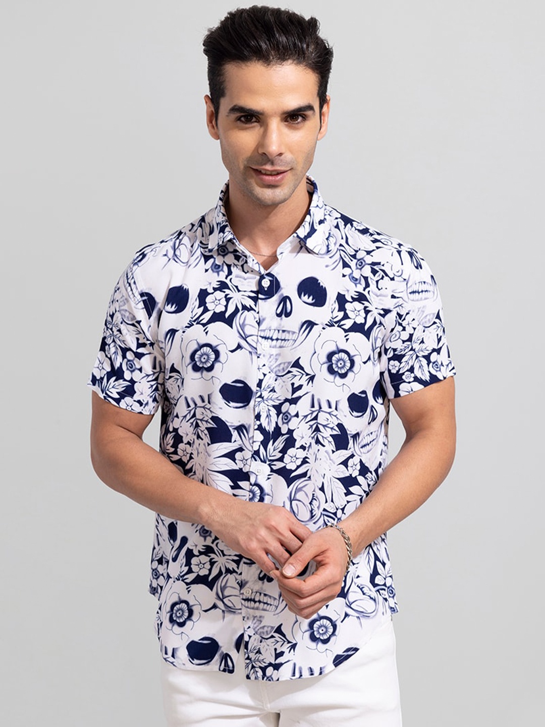 

Snitch Slim Fit Floral Printed Casual Shirt, Blue