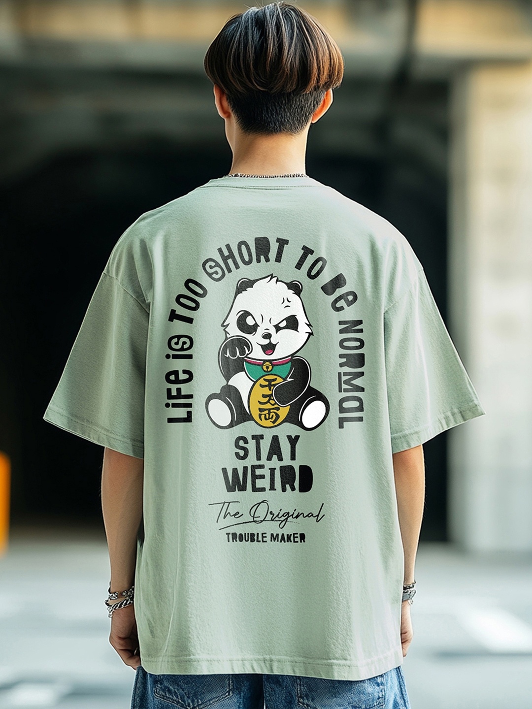 

Bewakoof Men Typography Oversized T-shirt, Green