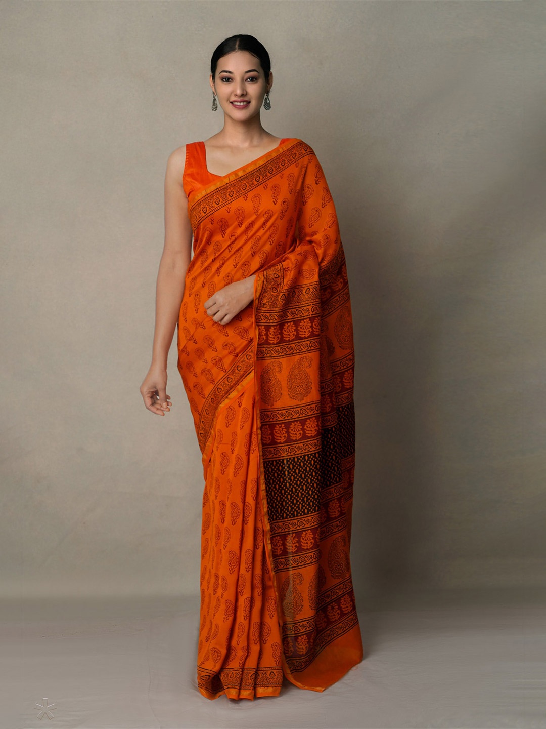 

Unnati Silks Orange & Black Bagh Pure Cotton Chanderi Saree