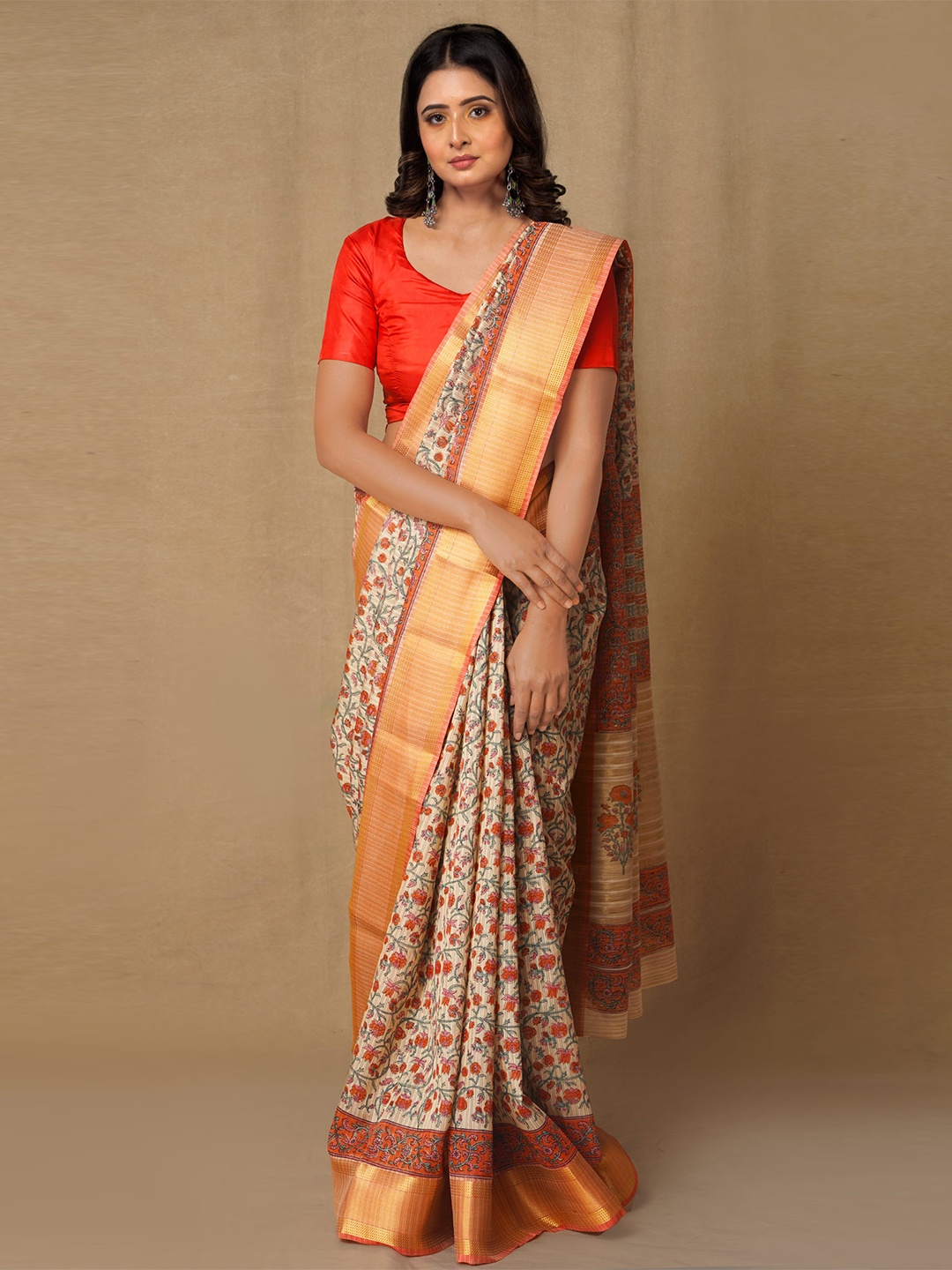 

Unnati Silks Floral Zari Silk Blend Tussar Saree, Beige