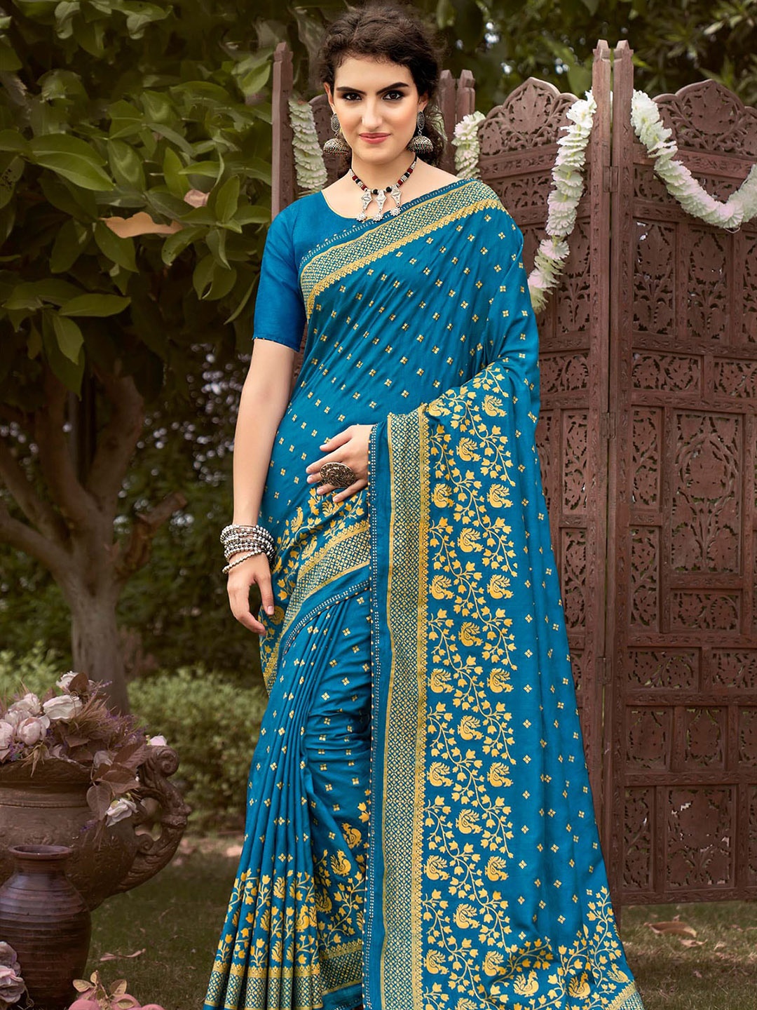 

ODETTE Floral Saree, Blue