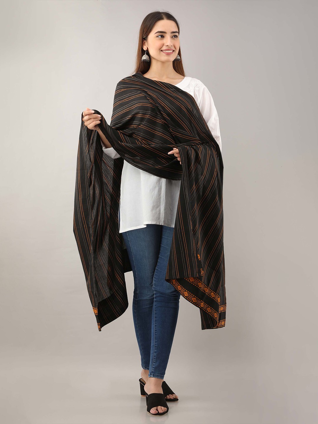 

KALINI Green & Orange Printed Pure Cotton Dupatta