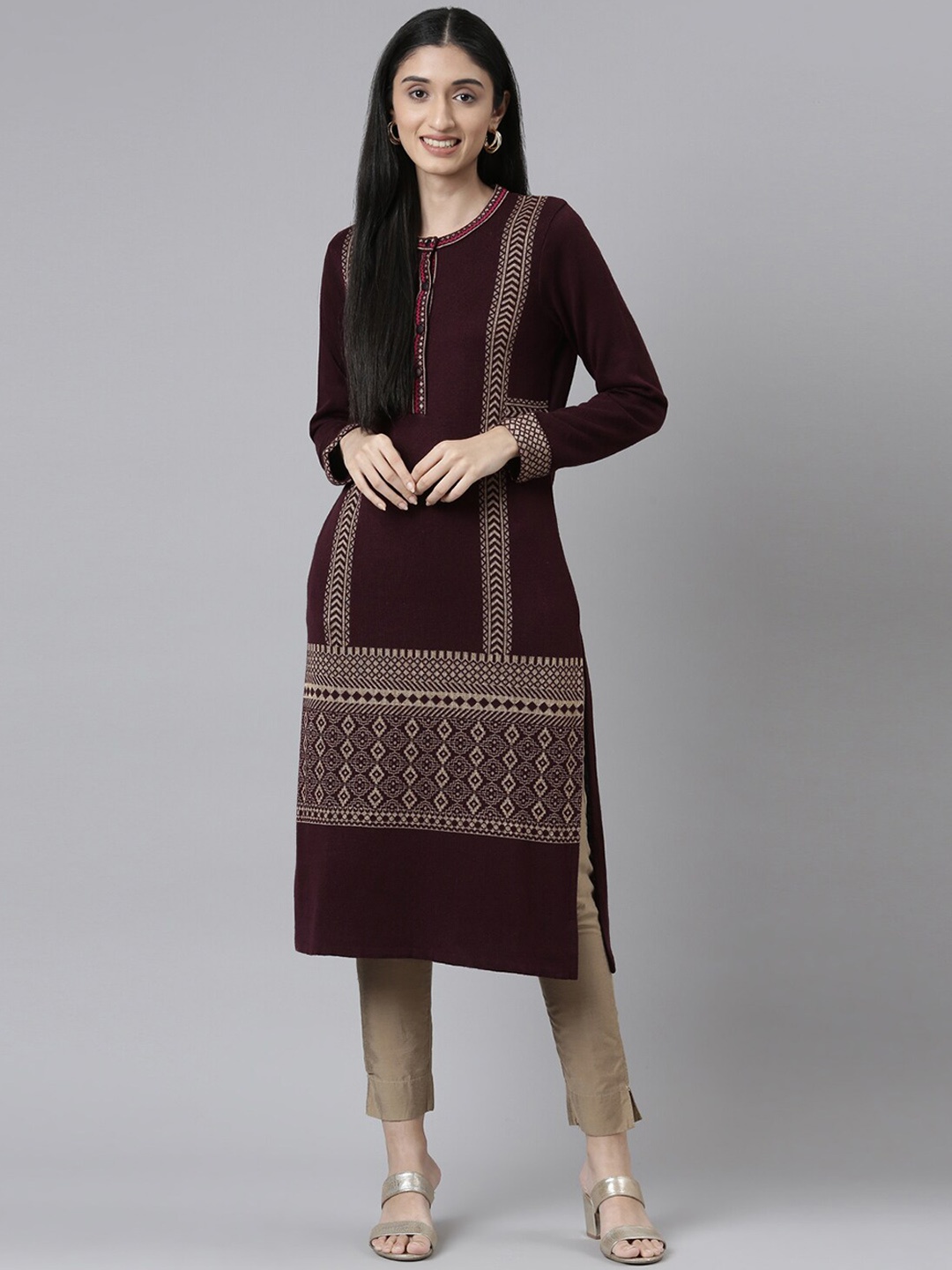 

Neerus Women Woven Design Acrylic Kurta, Burgundy