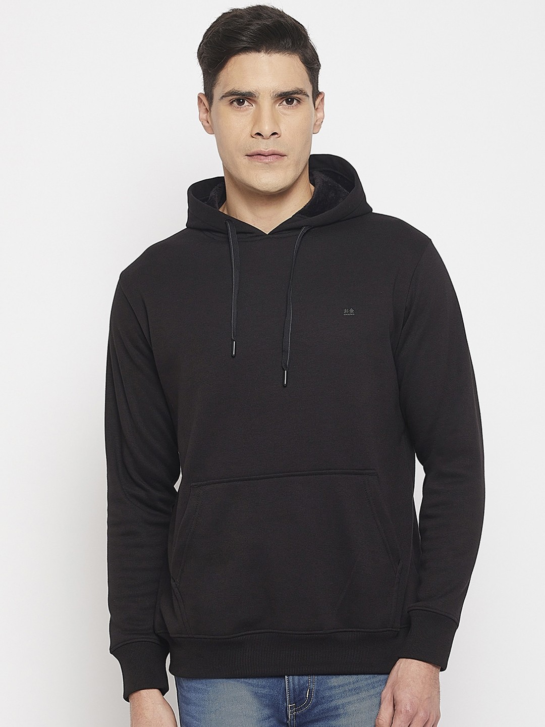 

Okane Men Long Sleeves Hooded Sweatshirt, Black