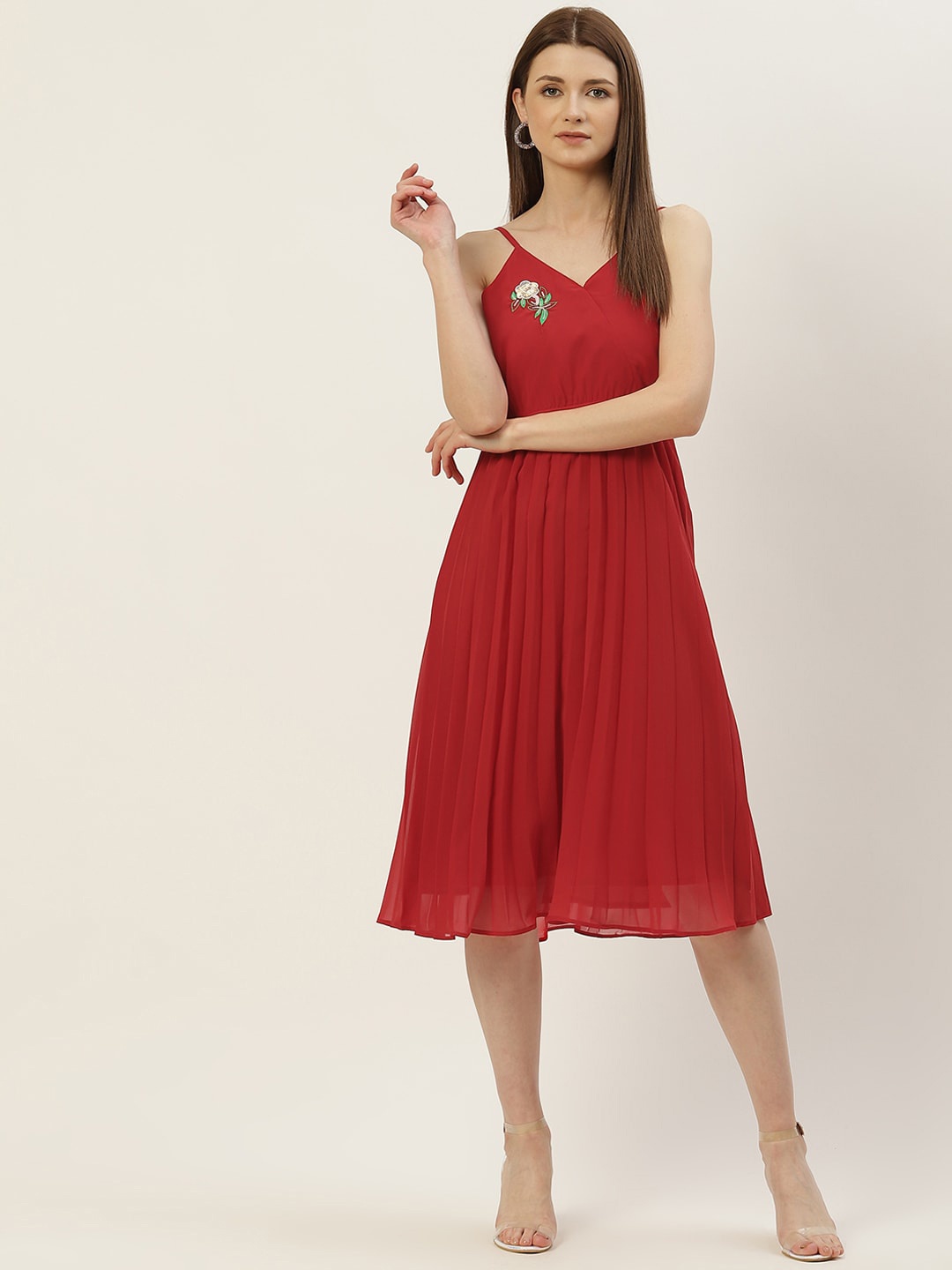 

Slenor Red Accordion Pleated Georgette Dress