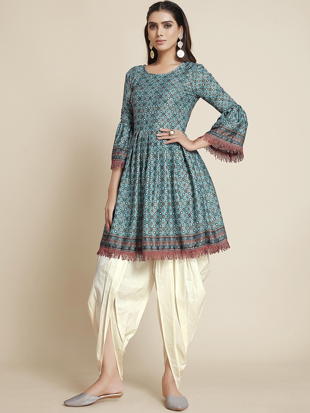 

Sangria Women Ethnic Motifs Printed Pleated Kurta with Dhoti Pants, Blue