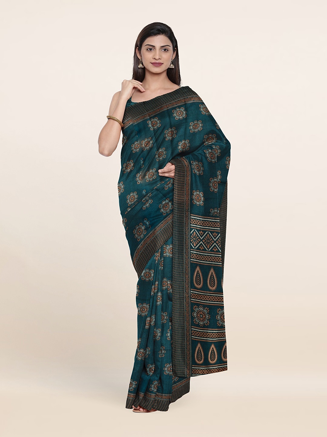 

Pothys Floral Printed Cotton Blend Saree, Green