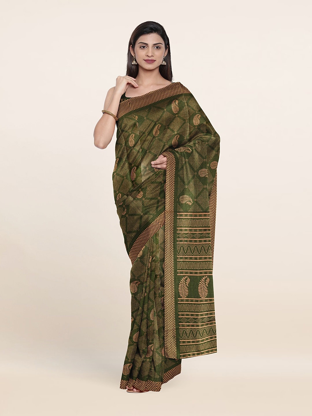 

Pothys Ethnic Motifs Printed Cotton Blend Saree, Green