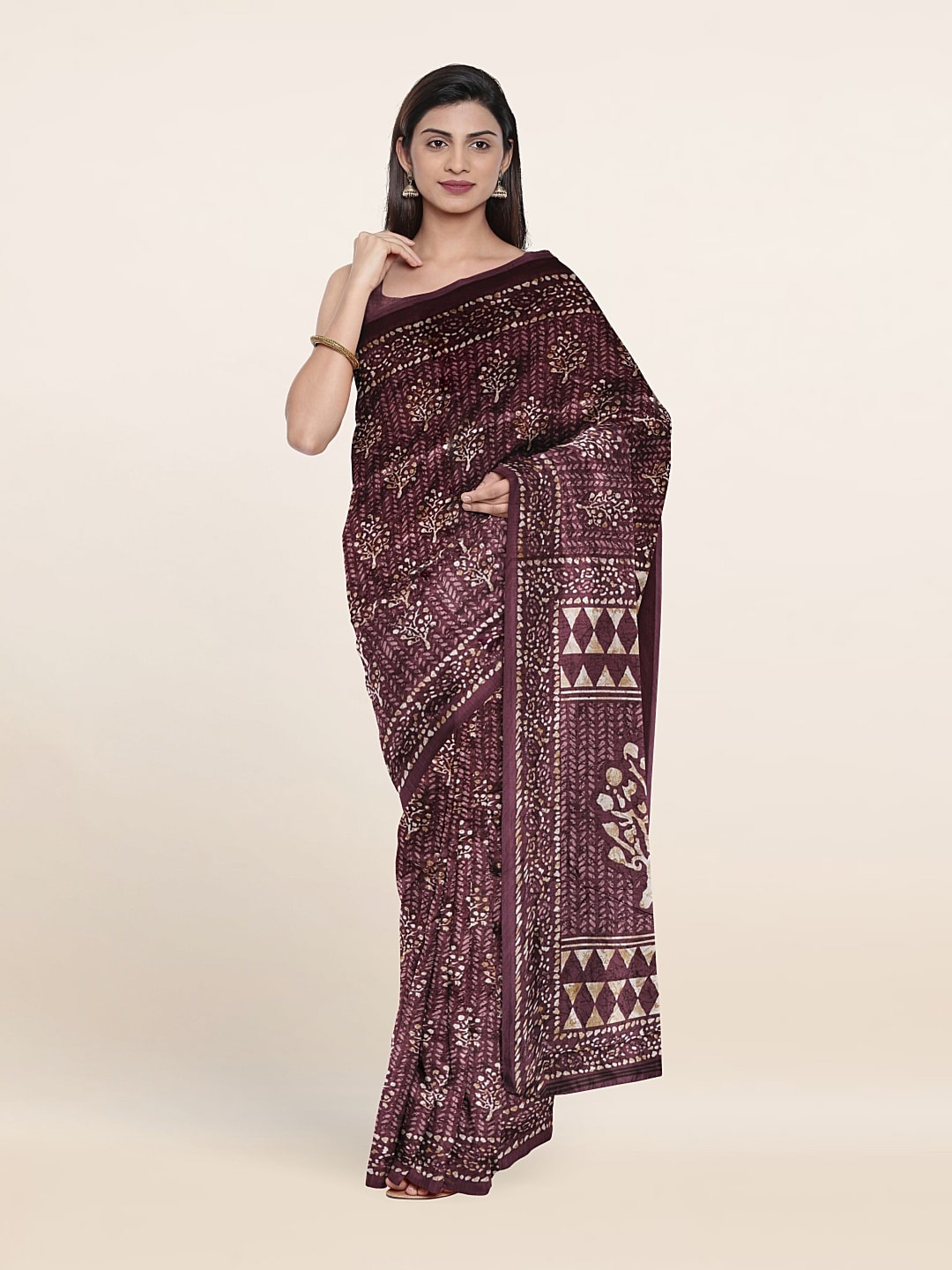 

Pothys Floral Printed Cotton Blend Saree, Violet