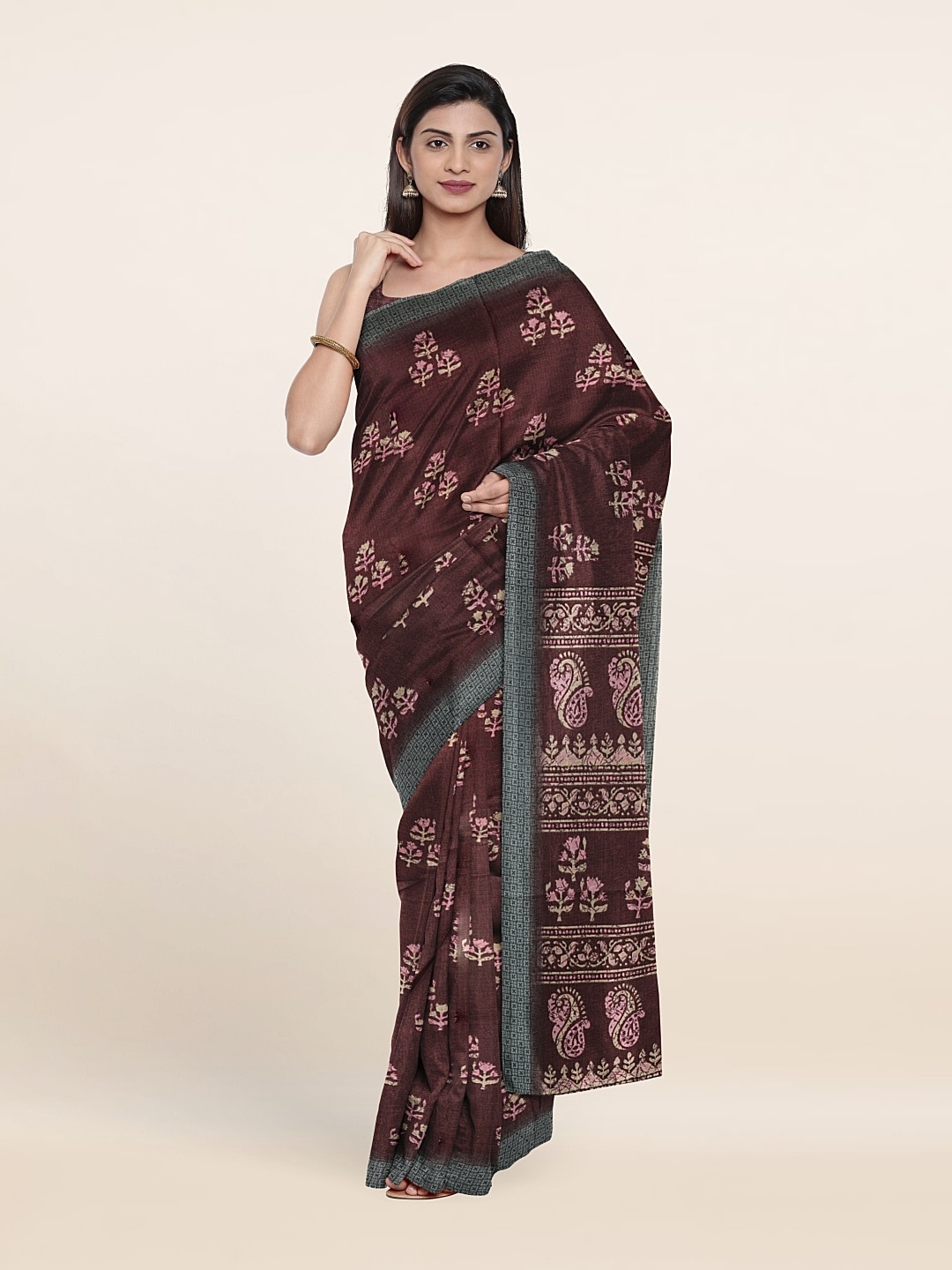 

Pothys Floral Printed Cotton Blend Saree, Brown