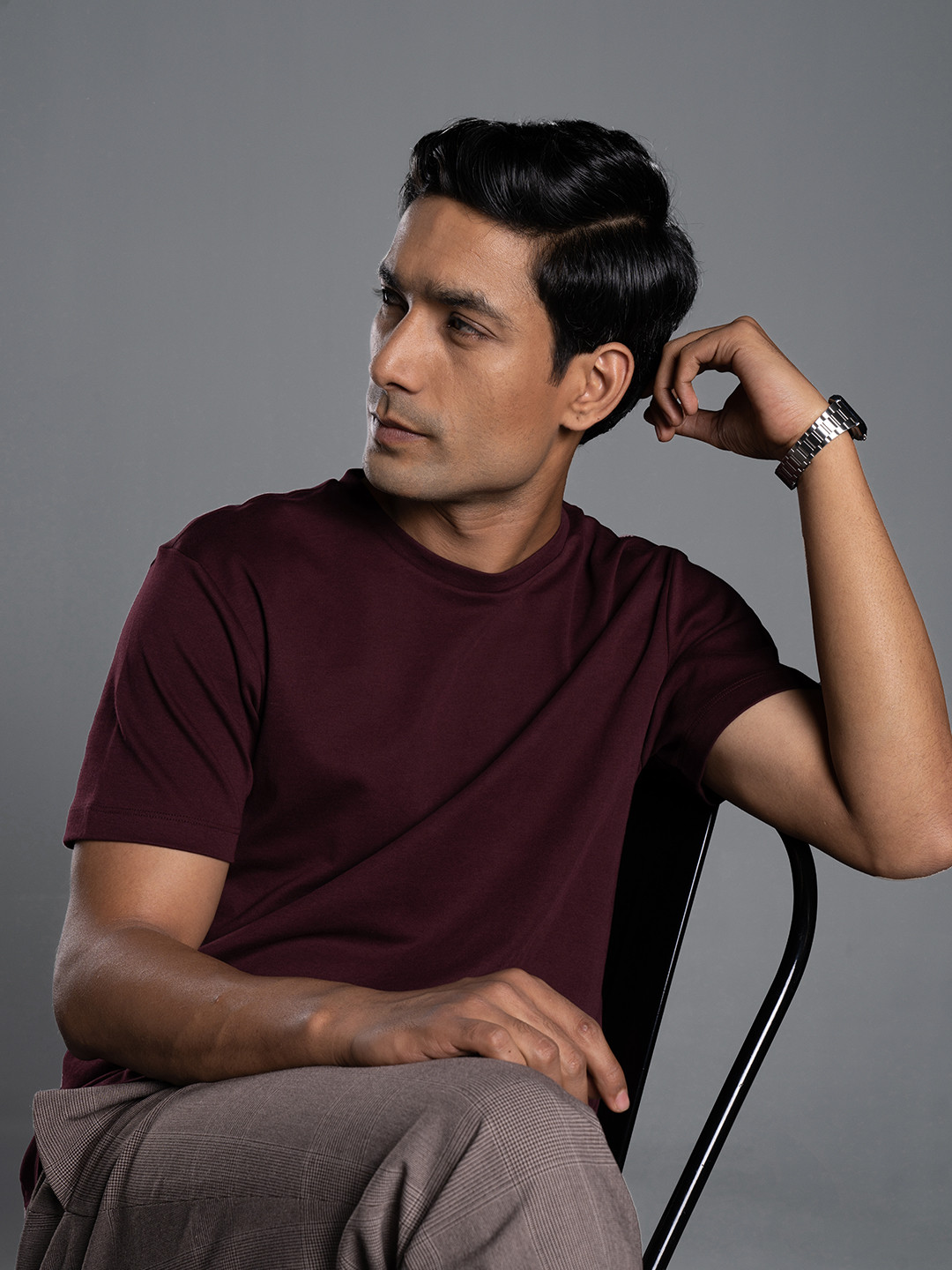 

DAMENSCH Premium Cotton Regular Fit T-shirt, Maroon