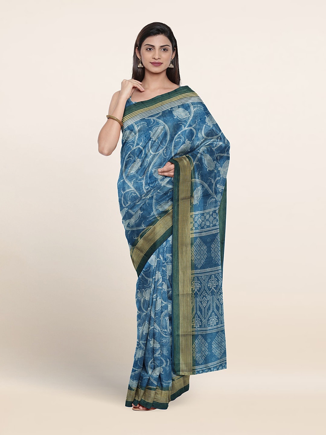 

Pothys Floral Printed Cotton Blend Saree, Blue