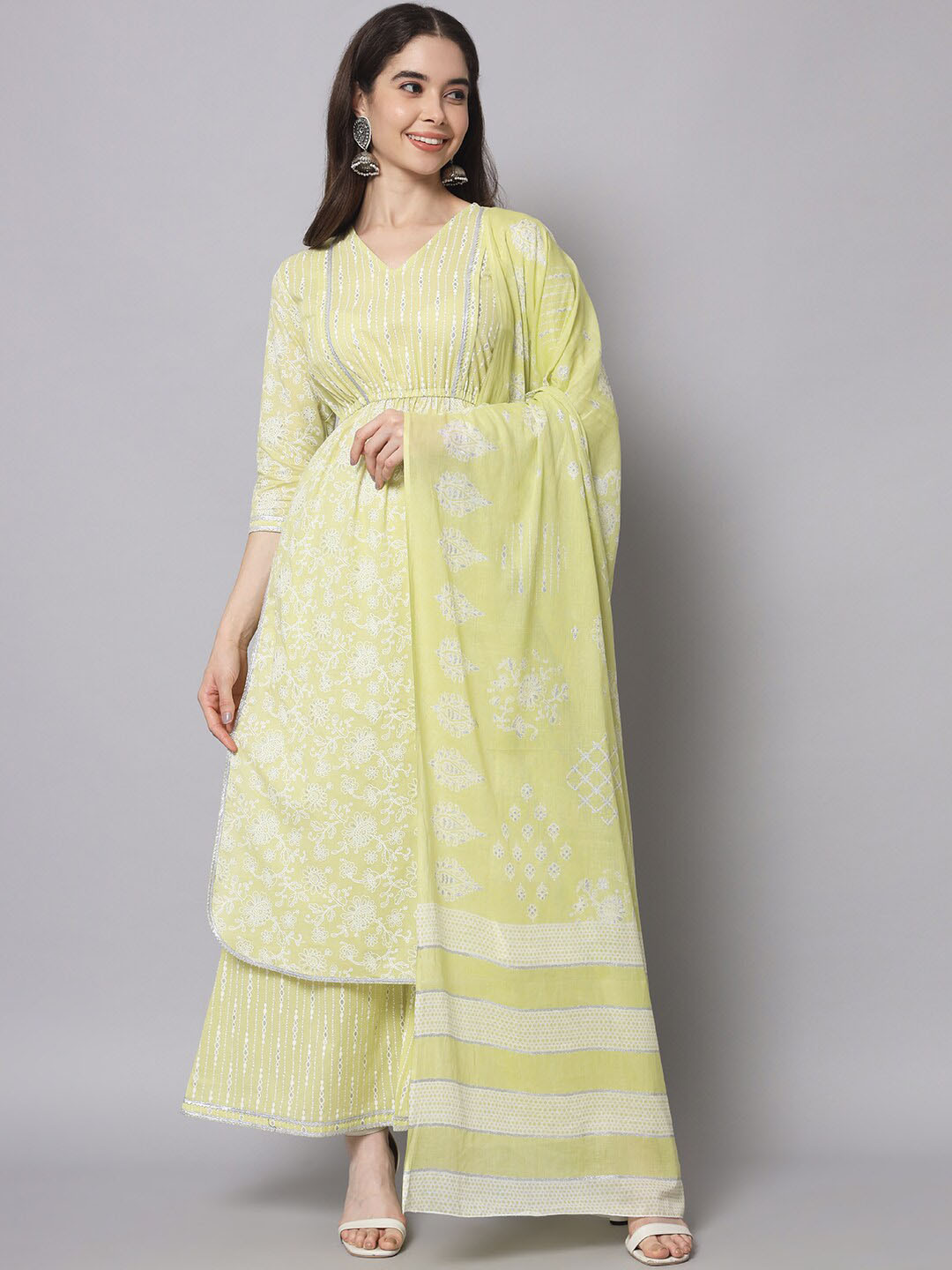 

Myshka Women Ethnic Motifs Printed Gotta Patti Pure Cotton Kurta with Palazzos & Dupatta, Green